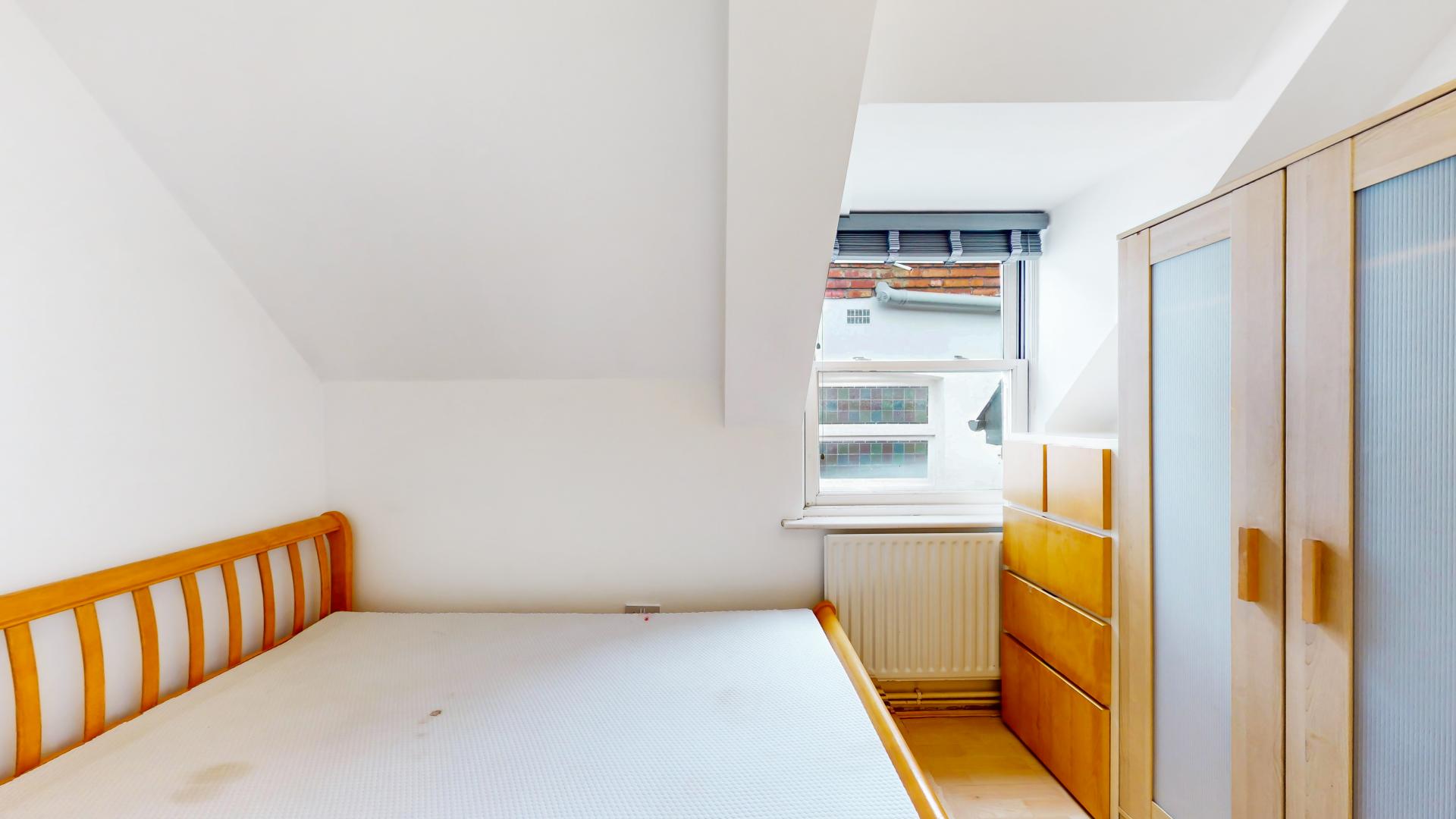 Modern Sharers Apartment Minster Road, West Hampstead